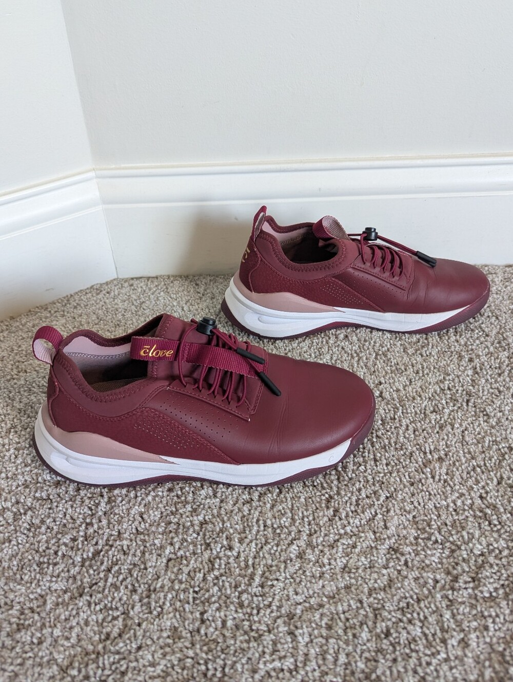 Clove Classic Nursing Healthcare Shoe - Limited Edition Royal Maroon sz 7.5